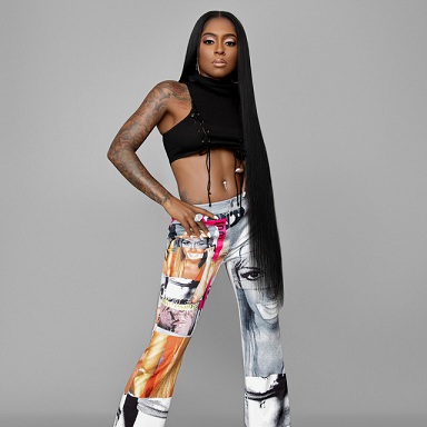 Tina (Hoodcelebrityy)