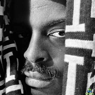 Tomi Thomas - Seeing Is Believing