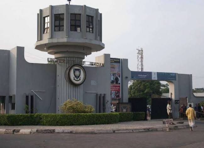 TRAGIC: Unidentified Teenage Boy Found Dead In Swimming Pool Of The University of Ibadan (UI)