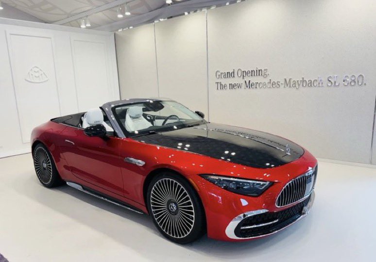 Wizkid Quietly Adds New Luxury Car to His Garage; Fans Can’t Stop Talking!