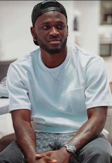 “I Can’t Give Police Money” - Victor Boniface Leaves Security Officer Disappointed After Airport Encounter Goes Viral