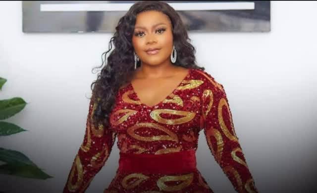 “I Love You Toke, But I Beg to Disagree” - Didi Ekanem Challenges Toke Makinwa Over Her Views on Men Asking Women for Money