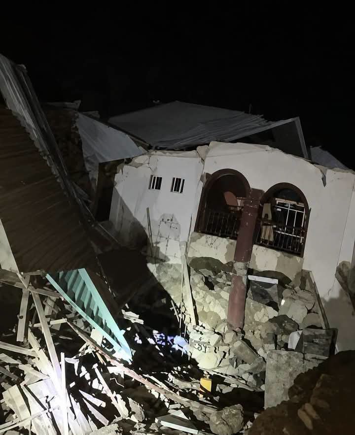 Students Trapped as Three-Storey Hostel Collapses Near Federal Polytechnic Oko