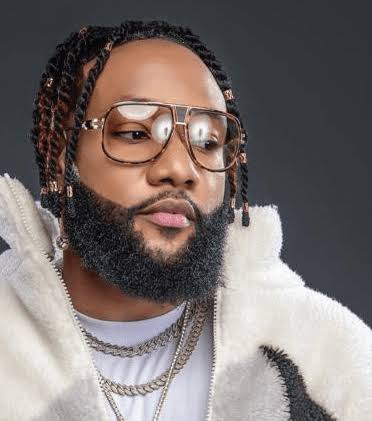 “AI Can Now Do What We’re Doing” - KCee Warns Nigerian Artists They Can No Longer Afford to Disappear