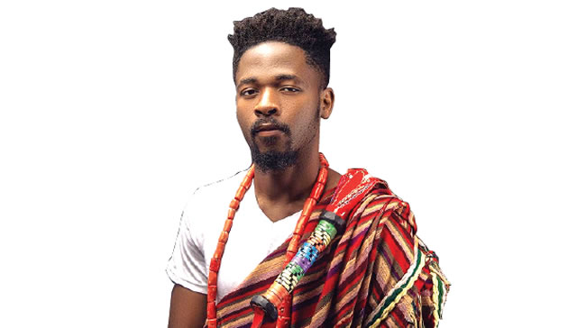 Johnny Drille Picture 1