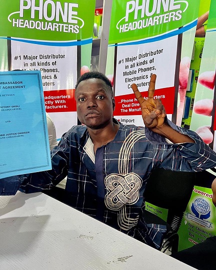 Oga 2 People Phone Headquarters Ambassadorial Deal Picture 1