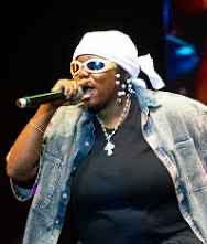 Teni shakes music scene as she unveils self-created Bollywood-inspired sound